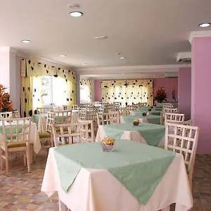 Hotel Tierra De Oro